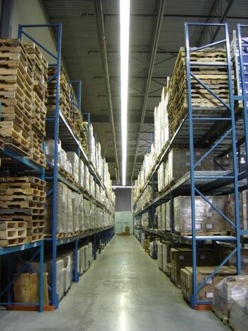 Pallet racks.jpg