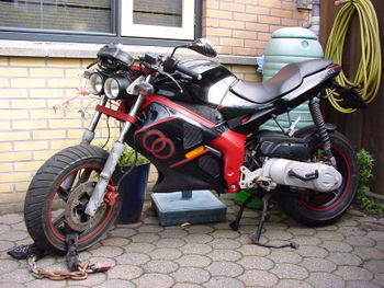 Gilera DNA custom MvE.JPG