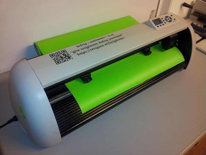 File:Snijplotter.jpg