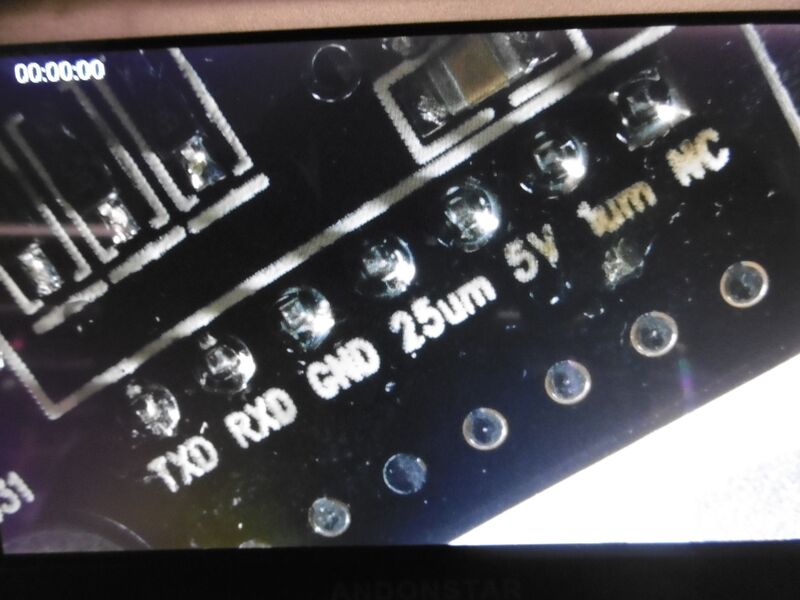 File:Connection SDS011, photo Cmpxchg.jpg