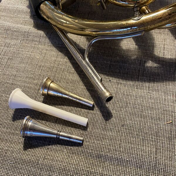 File:French Horn mouthpieces - metal and 3d-printed.jpg