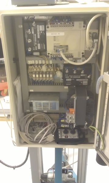 File:X-Z traverseerunit stuurelektronika.jpg