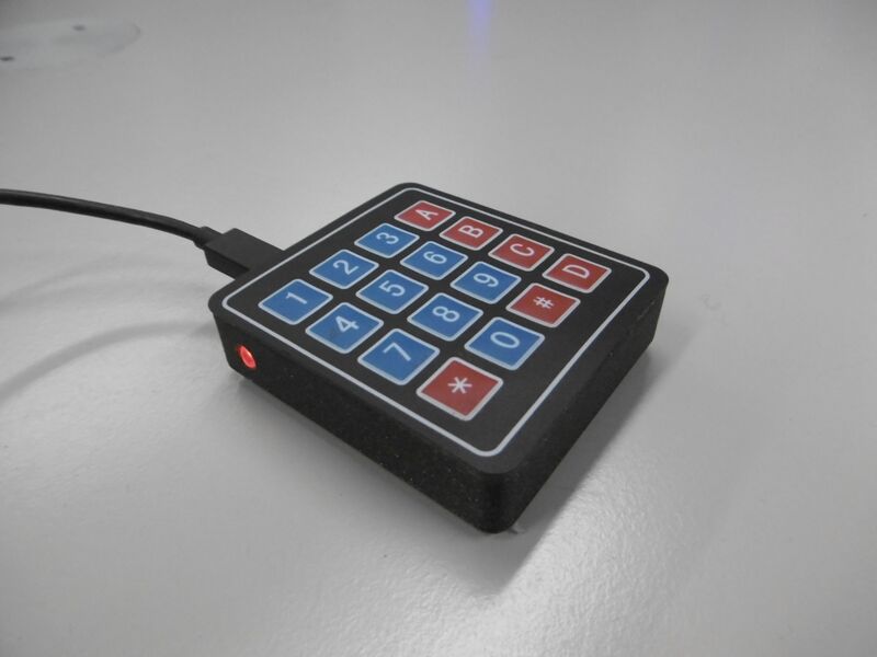 File:Stm macro keyboard.jpg