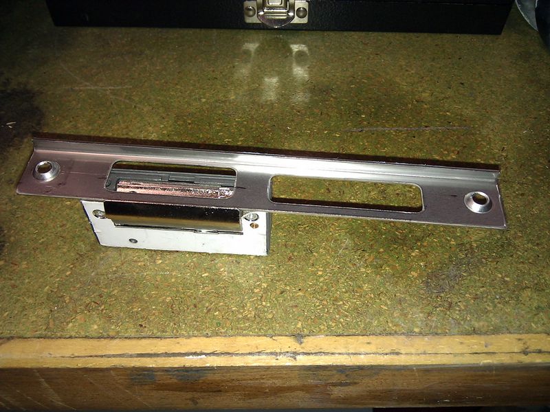 File:Strike plate mod01.jpg